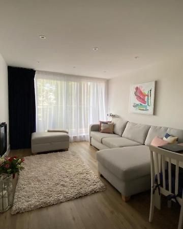 Modern Central Flat With Balcony & Free Parking On-Site Bournemouth Bagian luar foto